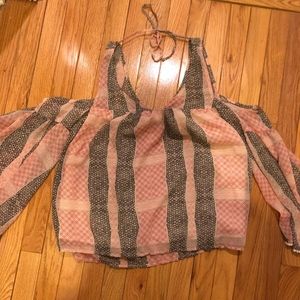 OFF THE SHOULDER BLOUSE